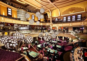 Juegos clasicos en el casino Hippodrome de Londres